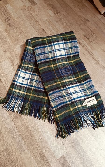 Alternative view of Beat Collection - Plaid art. British 60% lana con frange