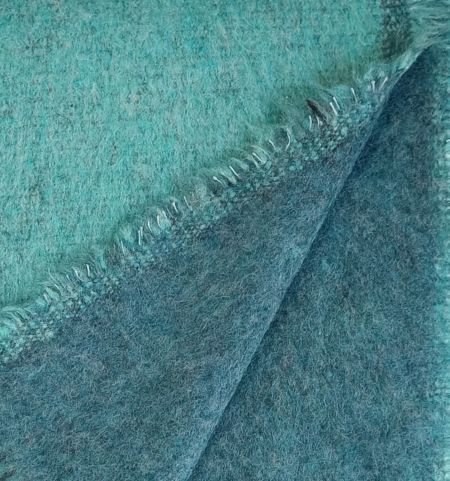 Alternative view of Beat Collection - Plaid art. Marmolada misto lana/mohair con frange - Col. Giada