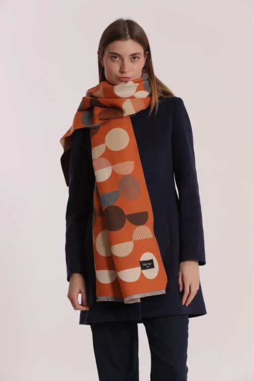 Alternative view of Mimi Muà - Sciarpa con Sfere – Arancio