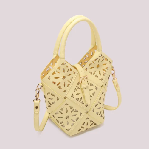 Mimi Muà - Borsa a Tracolla con Motivo Traforato – Giallo Chiaro